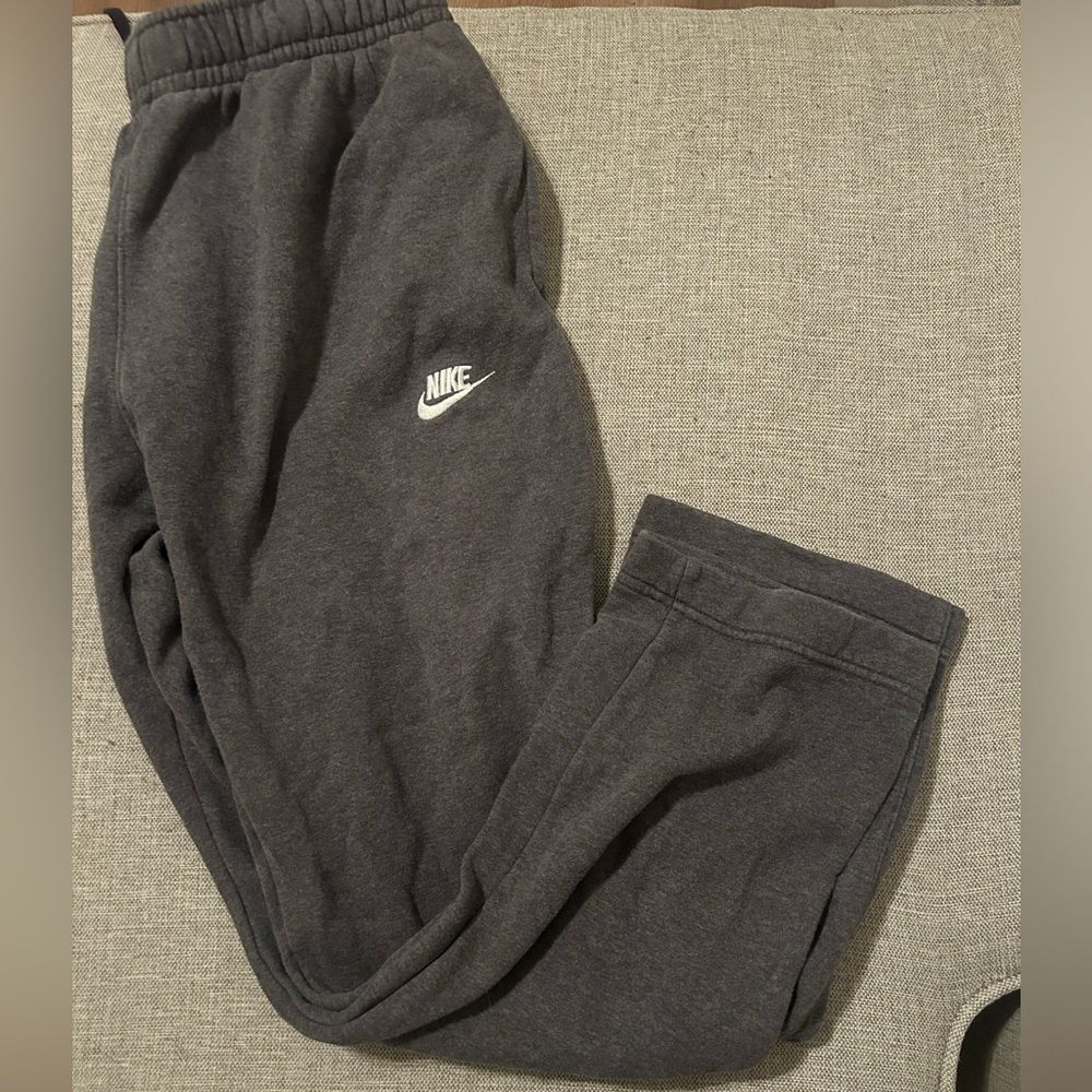 Nike jogger sweatpants